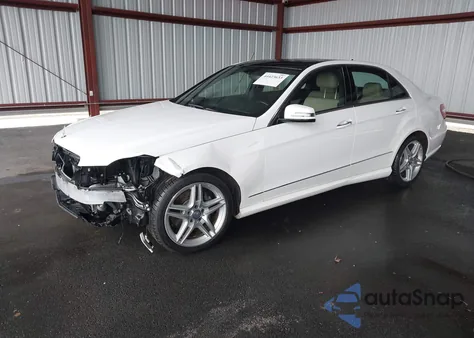 2013 Mercedes-Benz E 350 z USA, uszkodzony, nr VIN WDDHF5KB3DA766288